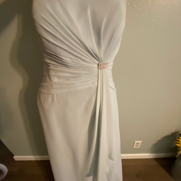 Dress - Picture 3 of 6